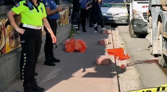 In Adana, a concrete mixer ran over a pedestrian: 1 dead