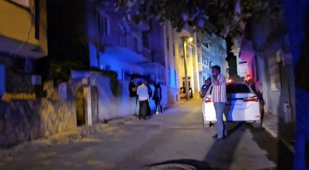 Blood flowed in a sibling fight: 1 dead, 1 seriously injured