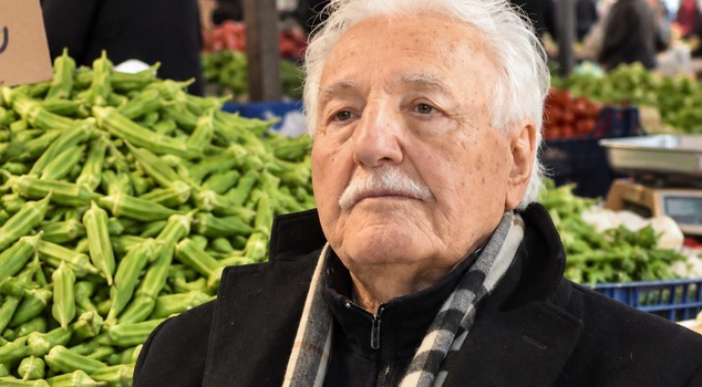 Ali Naili Erdem, who served as a minister for four terms, could not get 1 kilo of okra.