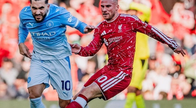 3 goals in the Liverpool-Manchester City match! They demolished their opponent.
