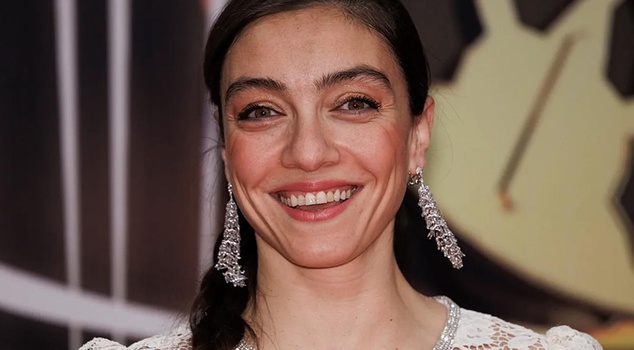 Merve Dizdar is counting the days to becoming a mother! New photos have arrived.
