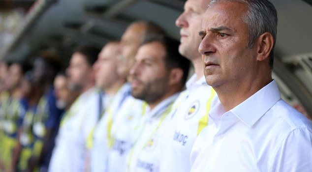 There is someone at Fenerbahçe who forgot the jersey! He hasn't been able to get off the bench for 3 matches.