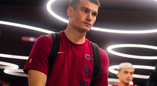 Livakovic's striking answer to the question 'What was the atmosphere like at Galatasaray Stadium?'