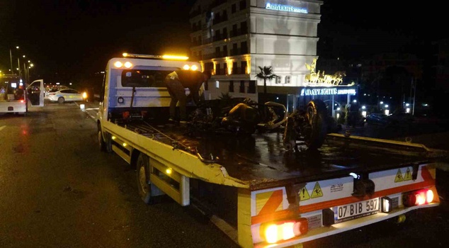 قبل الحادث بسبع ساعات كان قد قال: «إذا زادت سرعة المطر أكثر فسنموت»! في أنطاليا فقد شاب يبلغ من العمر 22 عامًا حياته