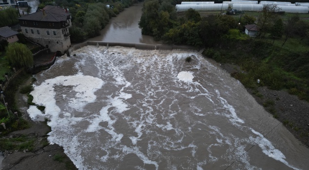 Foam covered the Bartın River! After the downpour, teams took samples.