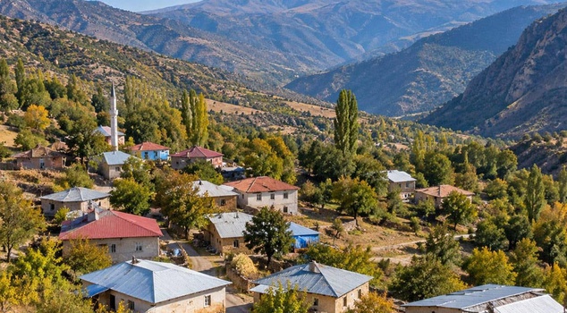 Published in the Official Gazette! The village of Hasbağlar in Bingöl was connected to Kiğı district.