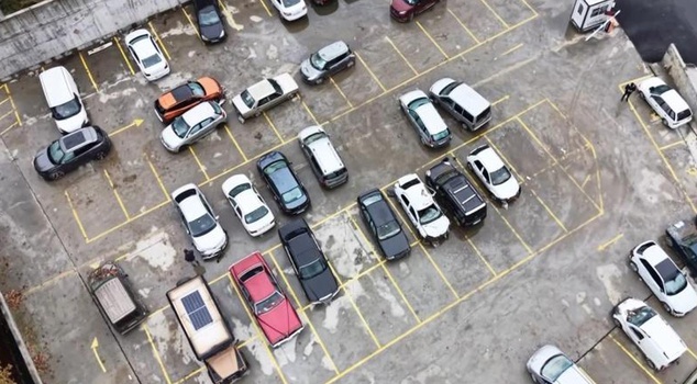 The scene left behind by the flood was captured from the air! Exactly 40 vehicles