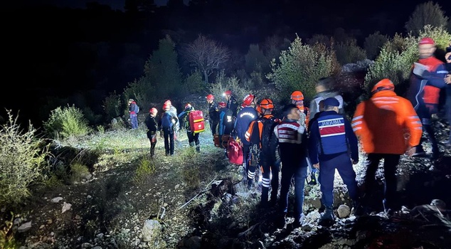 3 IHH volunteers rescued in the canyon disaster in Isparta! Contact was established with 10 people
