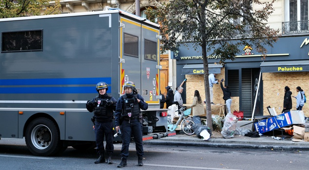 The toll of the looting in France: At least 3,000 businesses were damaged, and shopkeepers burst into tears.
