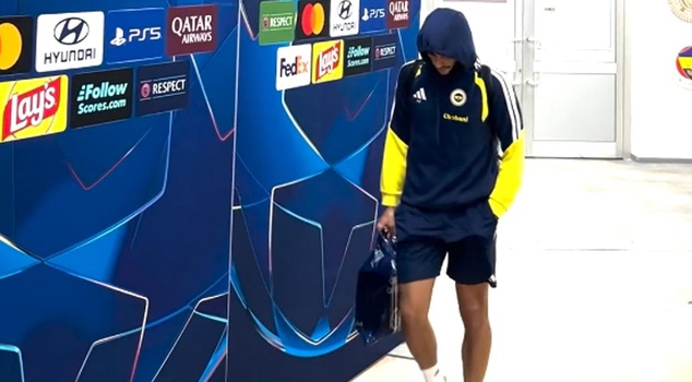 The saddest moment of the night at Fenerbahçe! He couldn't lift his head from the ground.