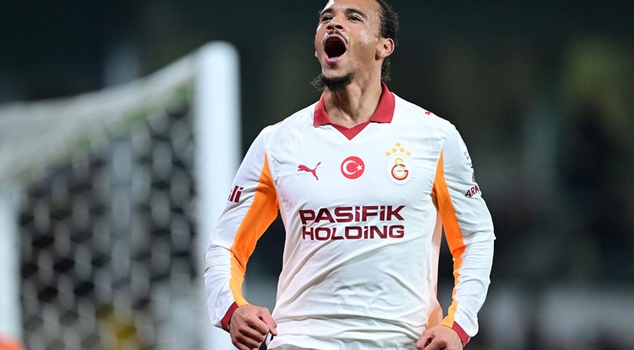 Sane, who is the focus of criticism at Galatasaray, cannot help himself when he sees Fenerbahçe.