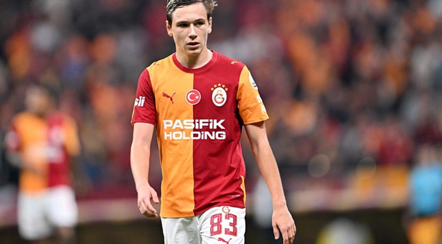 Galatasaray's shining star Batrakov