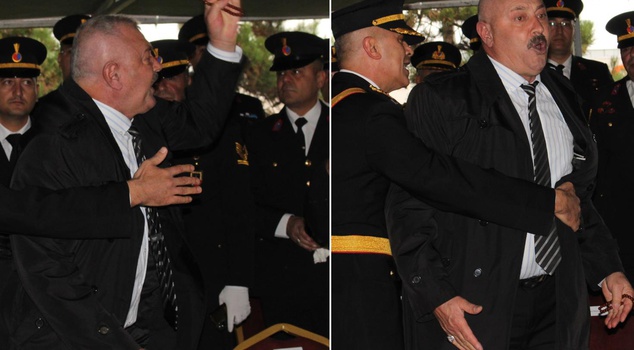 The father of a martyr reacted to the protocol arrangement: Weren't we supposed to be held in the highest regard?