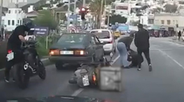 They beat the courier in the middle of the road! The bill is exactly 360 thousand TL