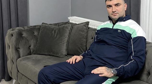 إعدام دامٍ في إسبانيا: زعيم منظمة إجرامية مكين بيوكدنيز قُتل في غرفة المستشفى