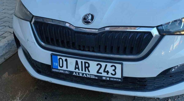 A Molotov cocktail was thrown at a teacher's car in Adana! A 15-year-old child is in custody.