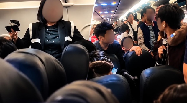 She wanted to sit in the empty seat next to her husband! It happened to all the passengers.