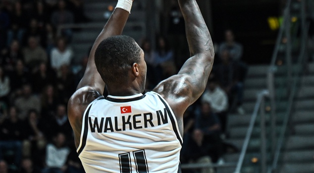 Last-second victory for Beşiktaş in Bologna! Came back from 13 points down to win 103-101