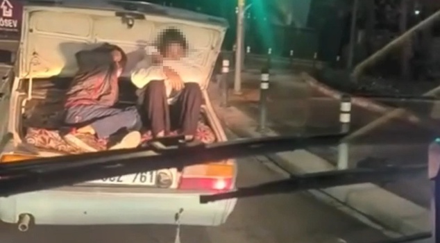 Dangerous journey in Sefaköy! 2 children in the trunk of a moving car