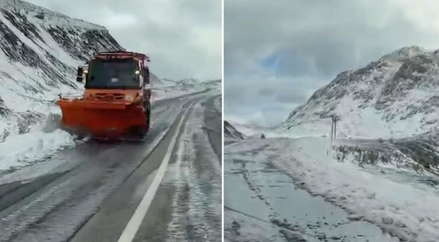 Karabet Pass, at an altitude of 3,000 meters on the Van-Bahçesaray road, was covered in white by the first snow.