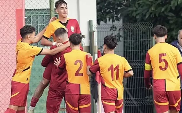 Galatasaray 8-1 Fenerbahçe ne maçı? Galatasaray Fenerbahçe'yi 8-1 yendi mi?