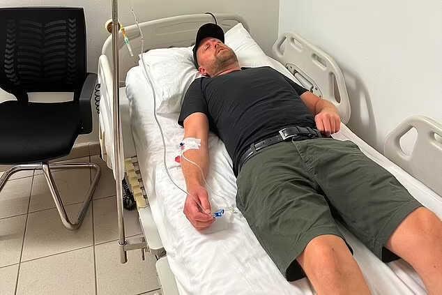 İngiliz turistlerin Antalya tatili kabusa döndü! Beş yıldızlı otelde kalan yüzlerce kişi zehirlenerek hastaneye kaldırıldı