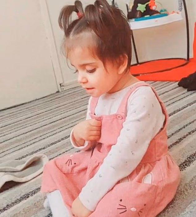 İki yaşındaki kızını ölene kadar salladı