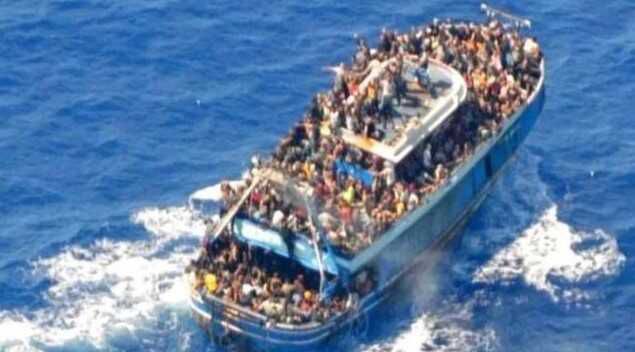 BBC, Yunanistan'ın göçmen teknesi kazasıyla ilgili iddialarını çürüten belgelere ulaştı