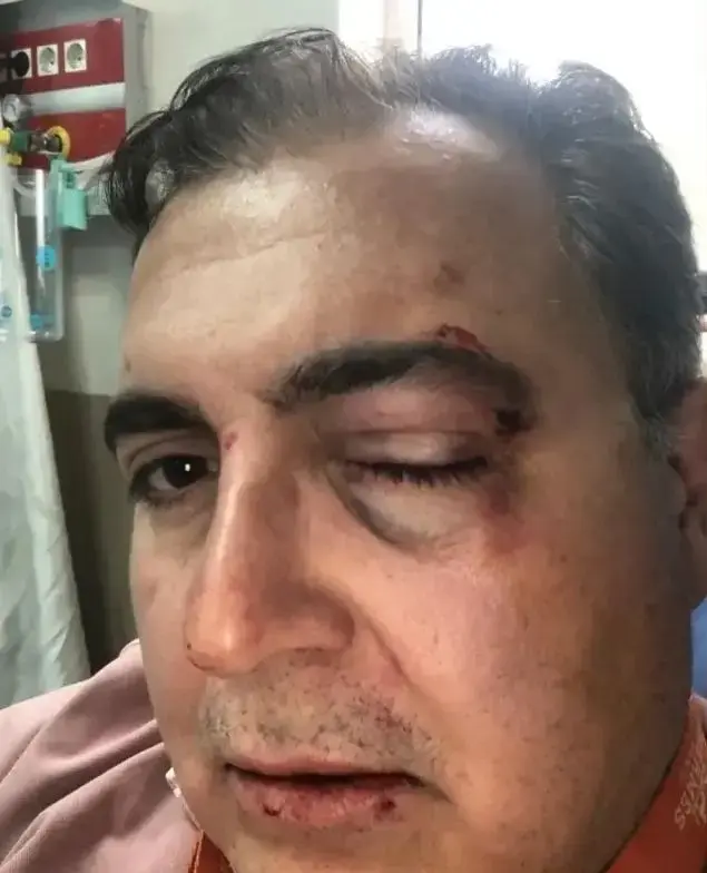 Yeşilköy'de trafikte iş insanına yapılan saldırı görüntüsü