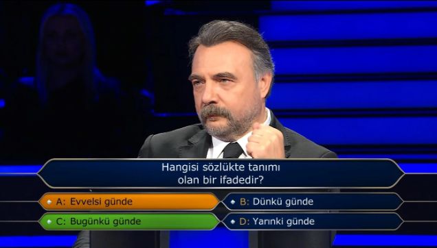 Hangisi sözlükte tanımı olan bir ifadedir? (Evvelsi günde, dünkü günde, bugünkü günde, yarınki günde)?