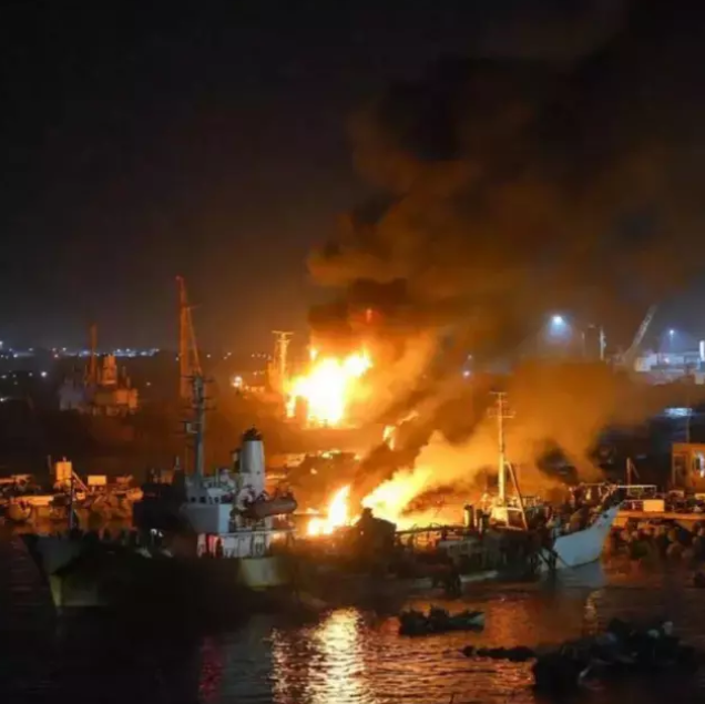 Suudi Arabistan'ın resti sonrası BAE'den dikkat çeken Yemen hamlesi