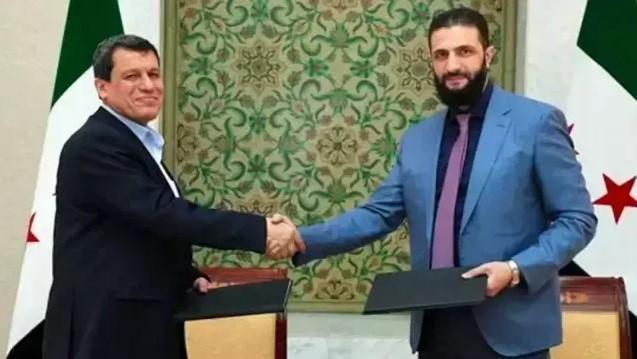 Sdg: Mazlum Abdi Başkanlığındaki Heyet Şam'da Temaslarda Bulunuyor