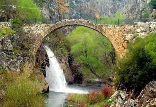 Uşak nerede, hangi bölgeye ait? Uşak'ın neyi meşhur, nereler gezilir?