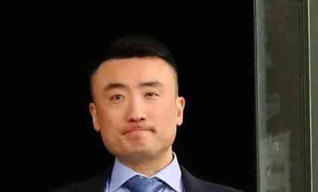 Avustralya'da erkek hemşire, ameliyat sonrası yatakta yıkadığı erkek hemşireye cinsel saldırıda bulundu