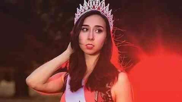 Kim olduğu merak ediliyordu! Ahmet Çakar'ın, 'Ben temsil etsem daha iyi' dediği Türkiye güzeli ortaya çıktı