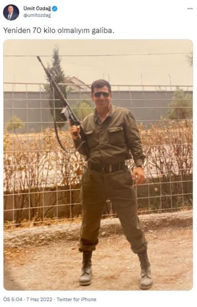 Ümit Özdağ, askerlik fotoğrafını paylaşıp İBB Başkanı Ekrem İmamoğlu'na mesaj gönderdi