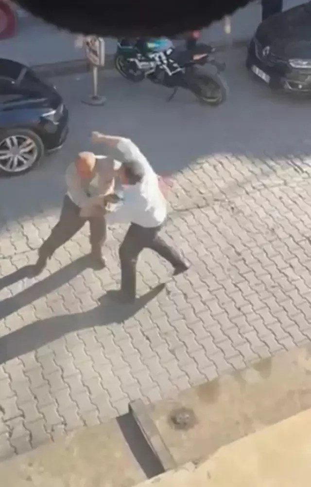 İlçeyi ayağa kaldıran kavga! 3 kişi öldü, 5 kişi yaralandı