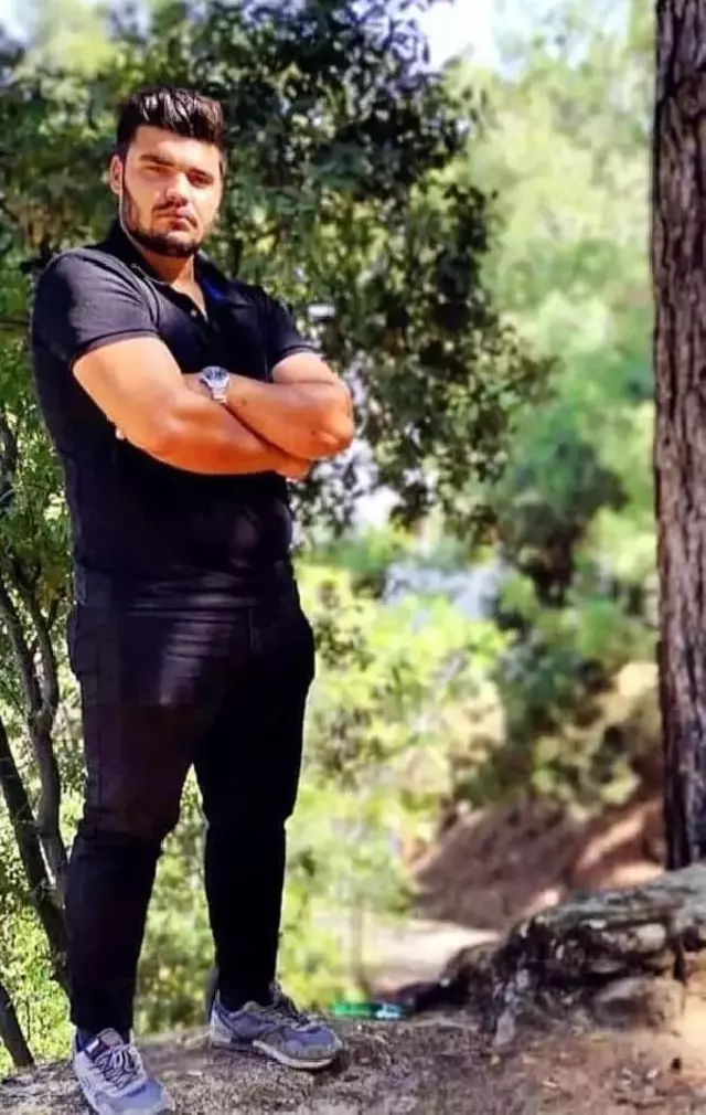 Oğlunu öldürüp sosyal medyadan paylaşımda bulunan baba, aynı silahla intihar etti: Oğlumu onların ellerine bırakamam