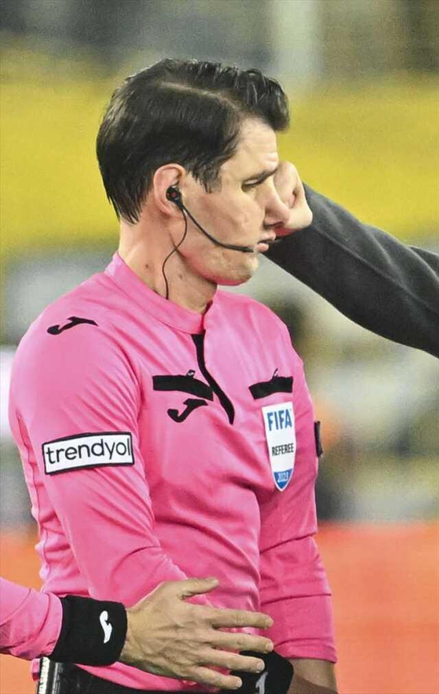 Ankaragücü Başkanı Faruk Koca'nın Halil Umut Meler'e saldırı anının en net görüntüleri ortaya çıktı