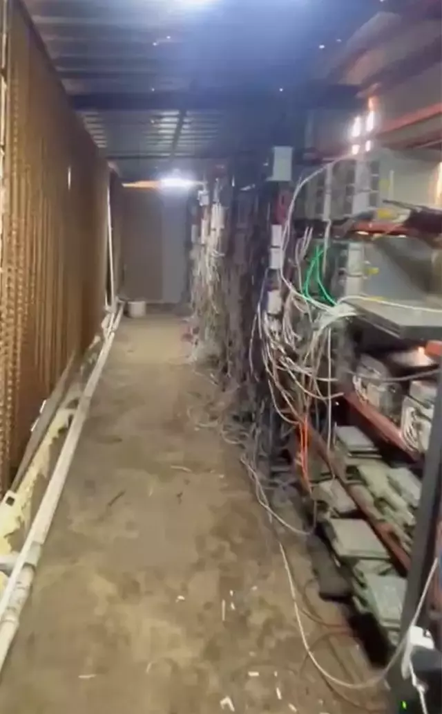 Ahır görünümlü tesis! İçeri giren ekipler gördükleri manzaraya inanamadı