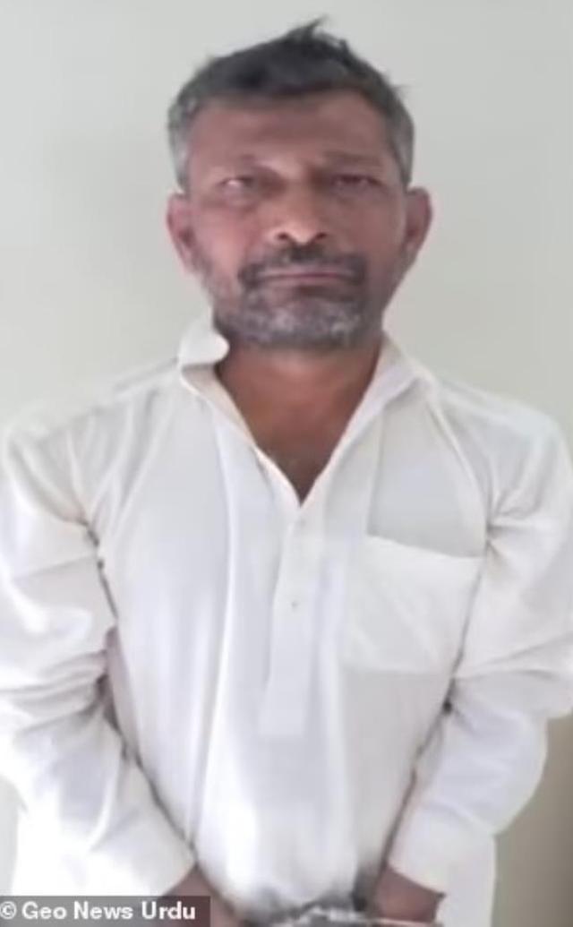 12 yaşındaki oğlunu ödevini yapmadığı için yakarak öldürdü