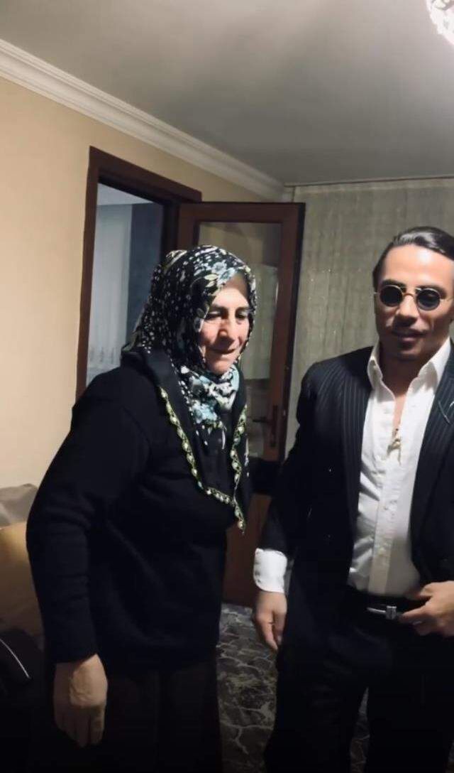 2 yıl sonra annesini ziyarete giden Nusret'e tepki yağdı: Hayırsız evlat