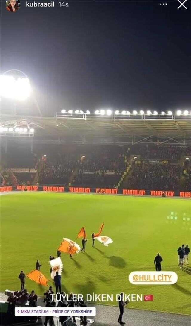 Acun Ilıcalı, maçı sevgilisi ve Şeyma Subaşı'nın kardeşi ile birlikte izledi