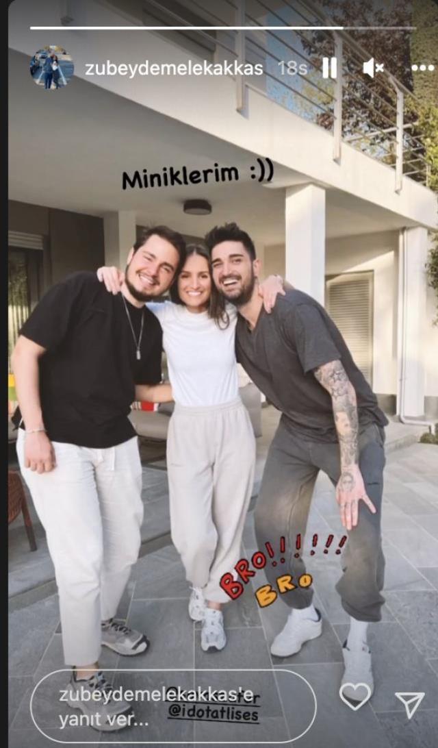 Melek Zübeyde... ERKEK KARDEŞLERİ İLE BAYRAM POZU!