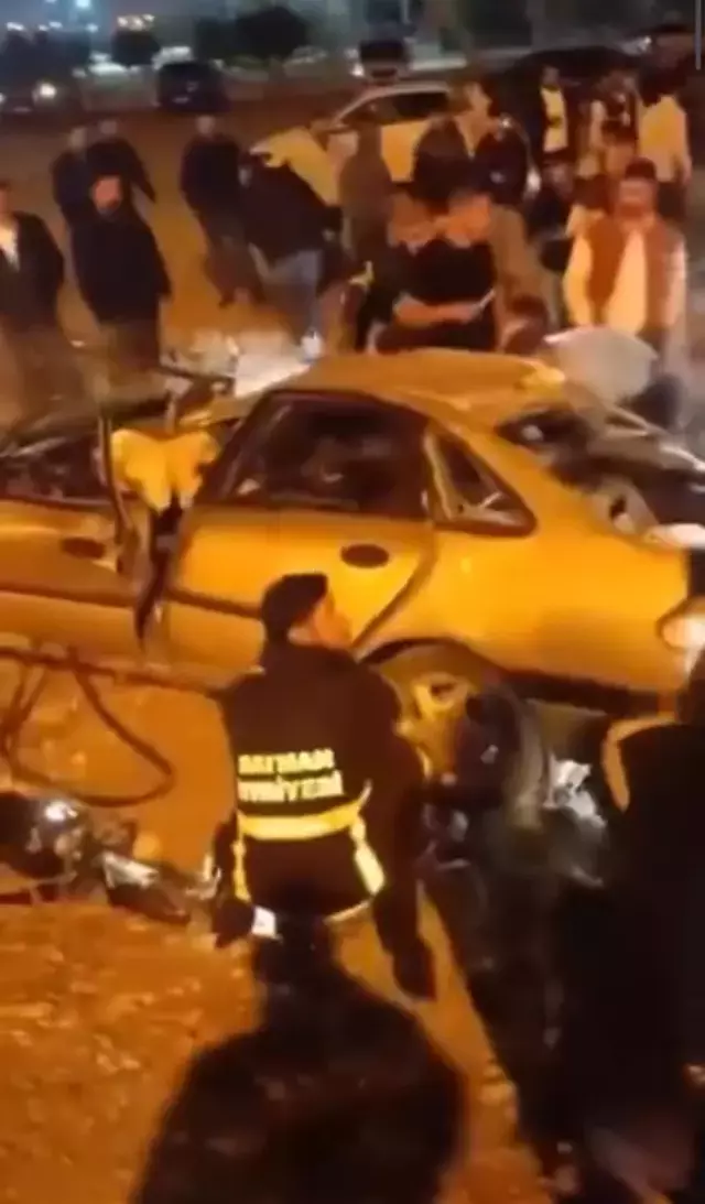Otomobil tıra çarpıp şarampole yuvarlandı! 6 ve 8 yaşındaki iki kardeş hayatını kaybetti