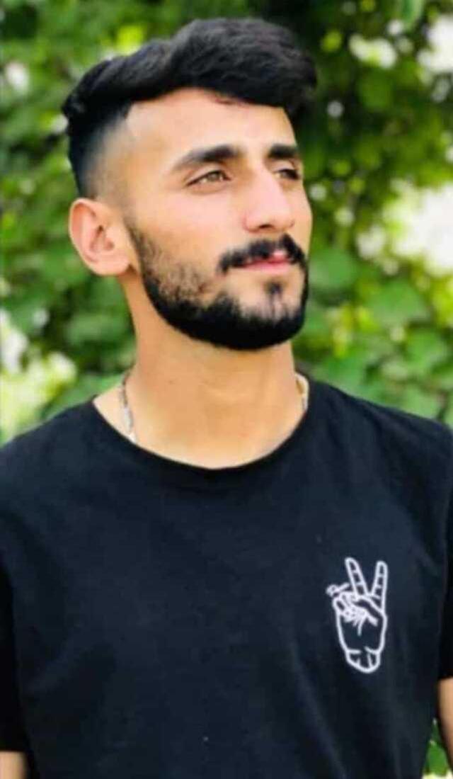 Kalaşnikofu doldur-boşalt yapmak isterken odun toplayan genci öldürdü