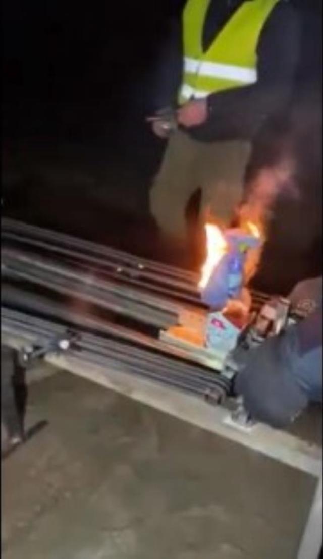 Ukrayna halkı direnişe devam ediyor! Rus ordusuna karşı molotof kokteyli fırlatan mancınık geliştirildi