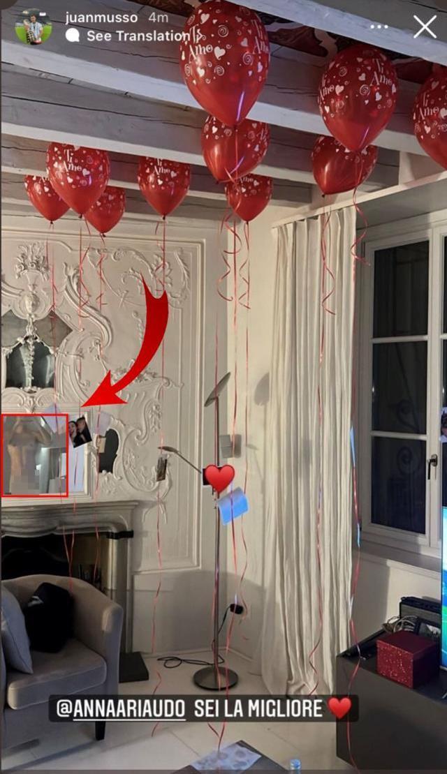 Yıldız futbolcudan skandal hata! Fark etmediği bir detay yüzünden tüm takipçilerine çırılçıplak yakalandı