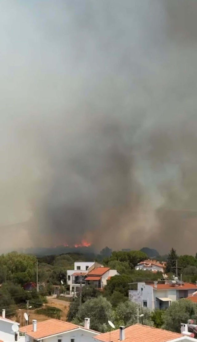 Çeşme ve Urla'da yangın! Bazı mahalleler tahliye edildi