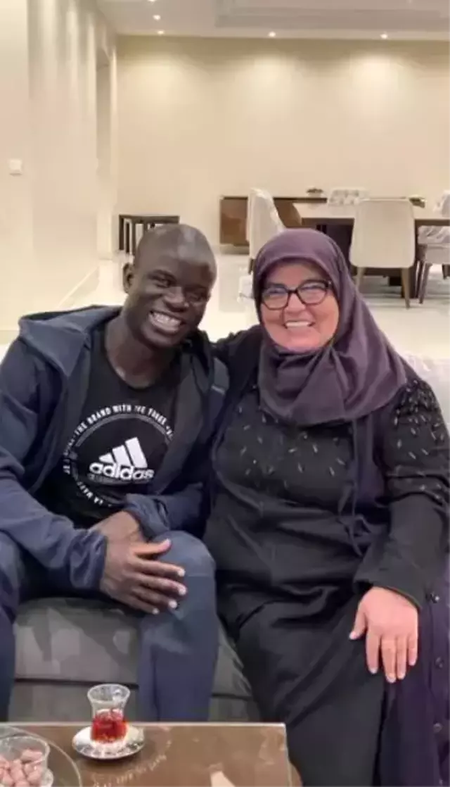 Fenerbahçe'nin yeni transferi N'Golo Kante ile samimiyeti gündem olan Hatun teyze konuştu